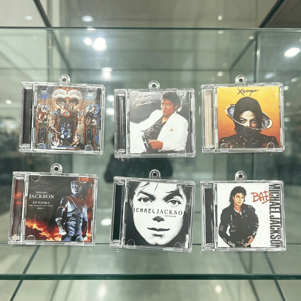 Michael Jackson Merch Mini CD  - đánh giá và giá Cat Claw Bark